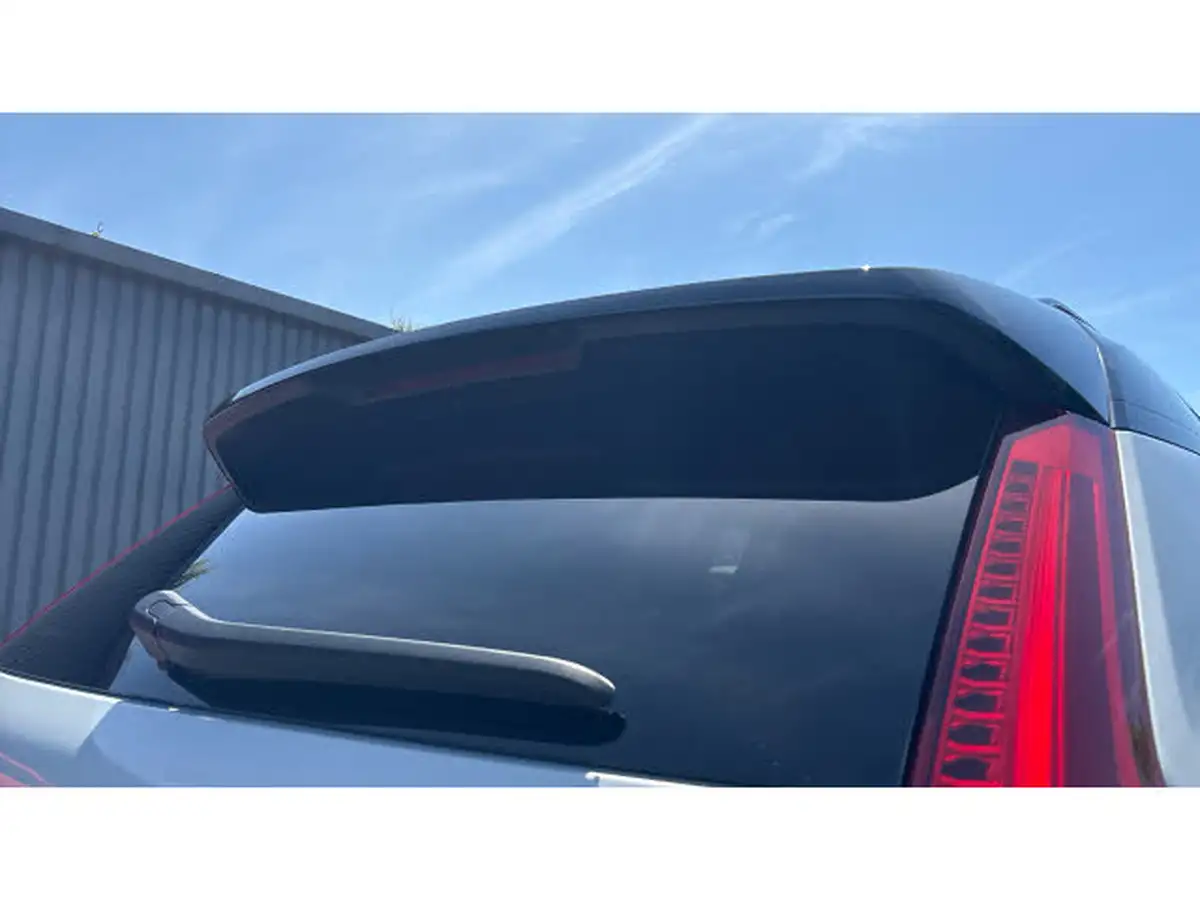2020-volvo-xc40-20-b4-r-design-awd-big-29