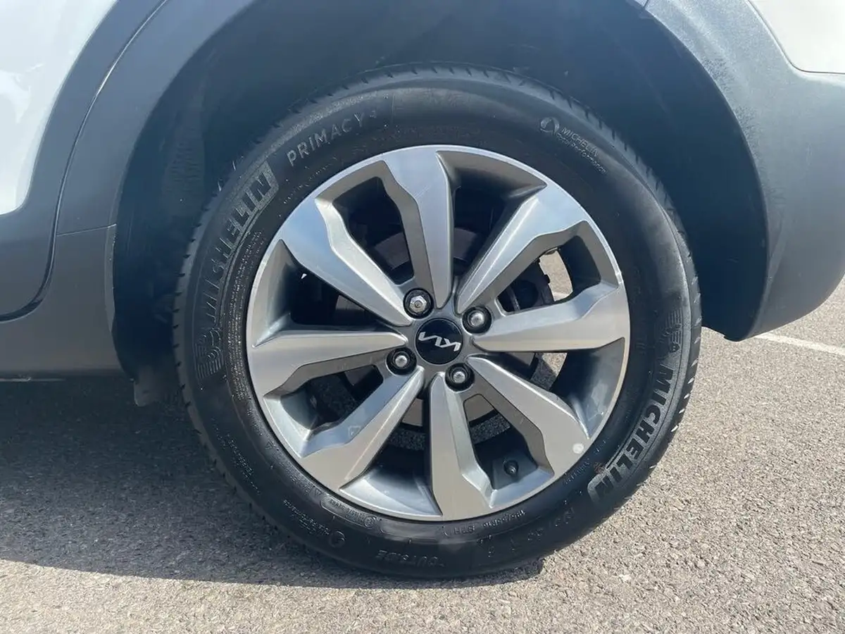 2023-kia-stonic-10-t-gdi-2-99bhp-big-8