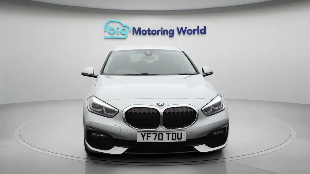 2020-bmw-1-series-big-2