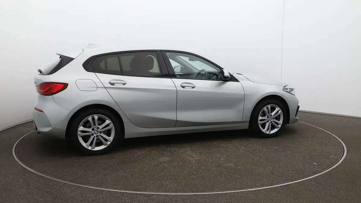 2020-bmw-1-series-big-44