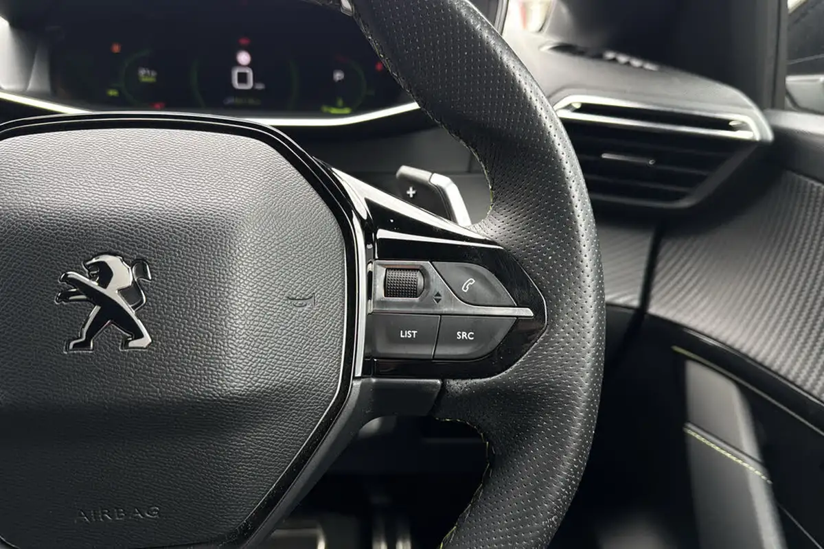 2022-peugeot-208-12-puretech-gt-premium-130bhp-eat8-big-17