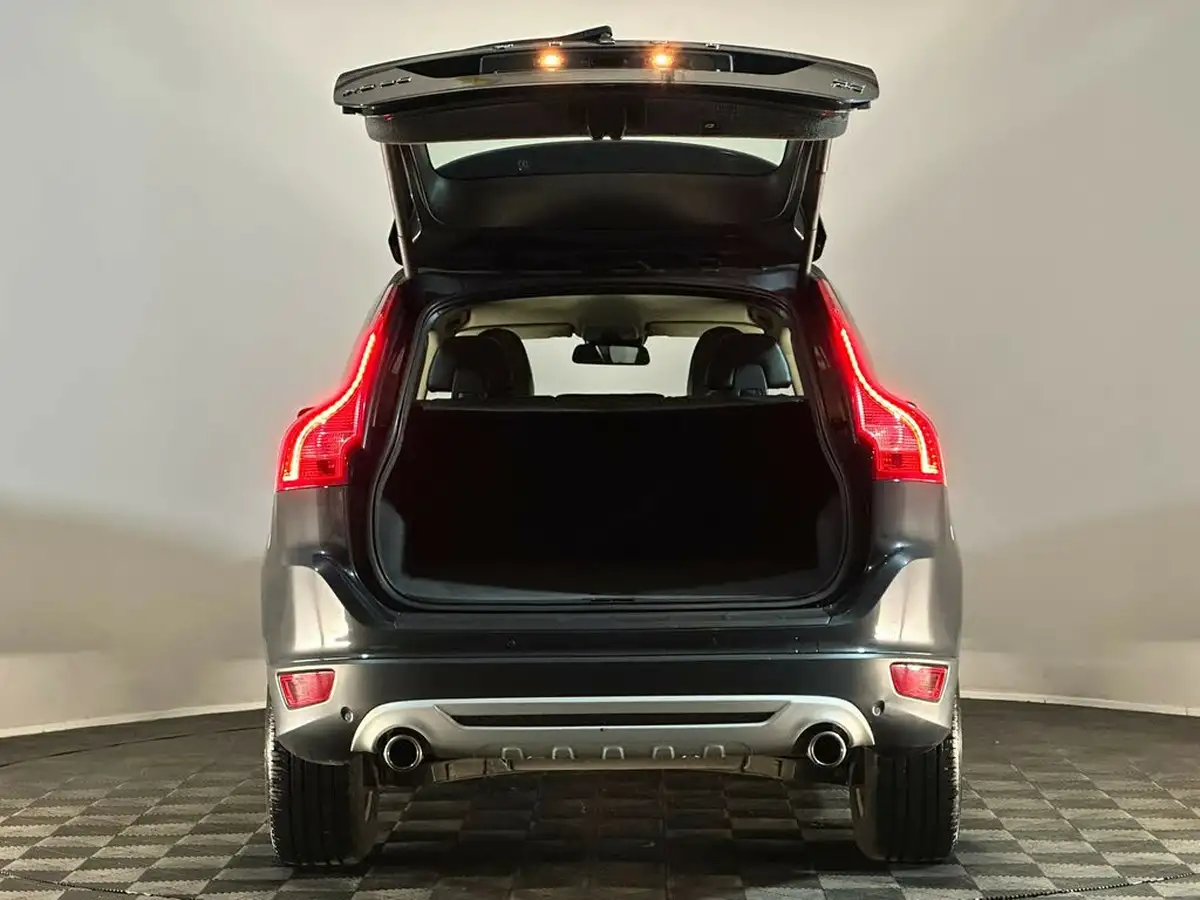 2012-volvo-xc60-24td-d5-r-design-215bhp-geartronic-big-7