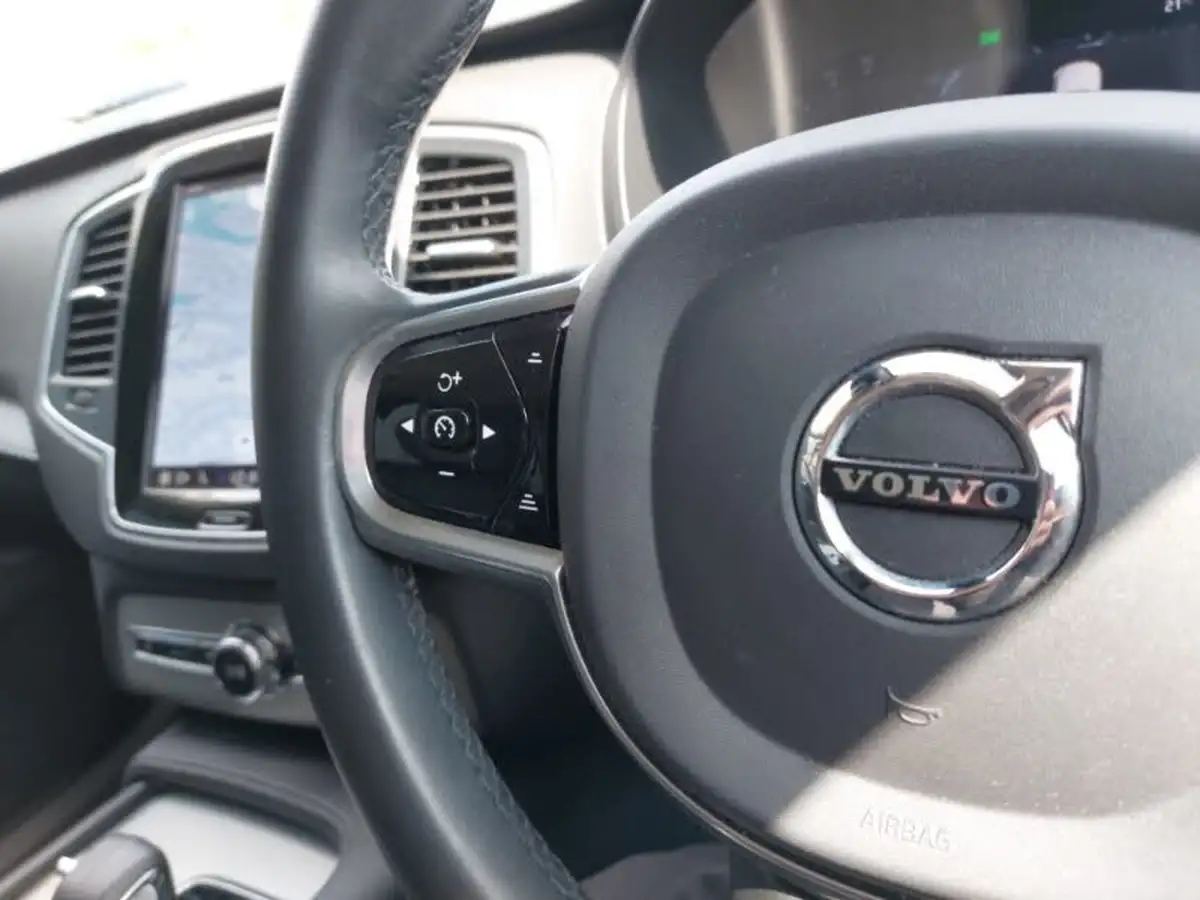 2022-volvo-xc90-20-b5-core-big-13