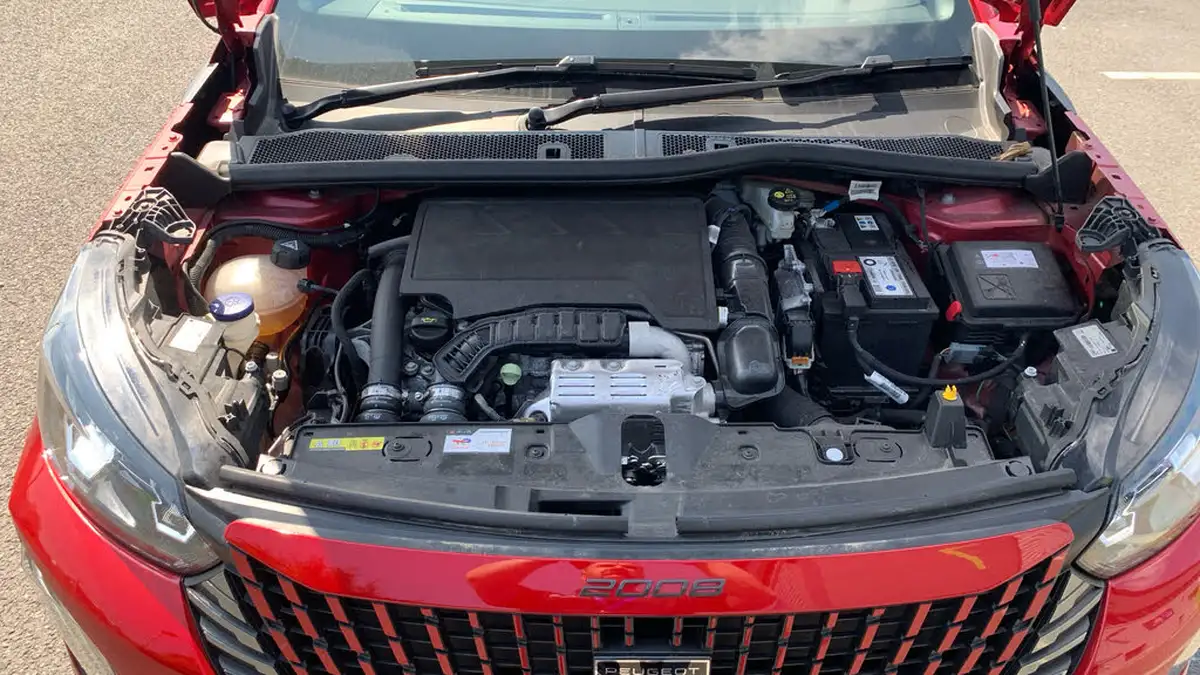 2024-peugeot-2008-suv-12-puretech-allure-130ps-eat8-big-17