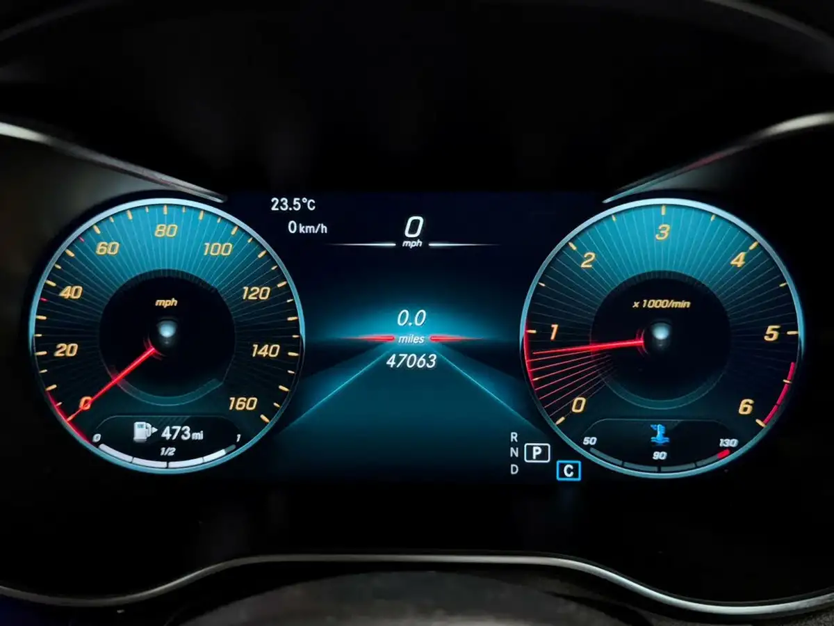 2022-mercedes-benz-glc-class-20d-glc300d-amg-line-premium-245ps-station-wagon-5d-1950cc-big-45