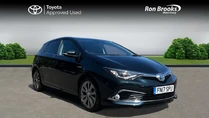 2017 Toyota Auris 1.8 VVT-i HSD Excel (TSS) Hatchback