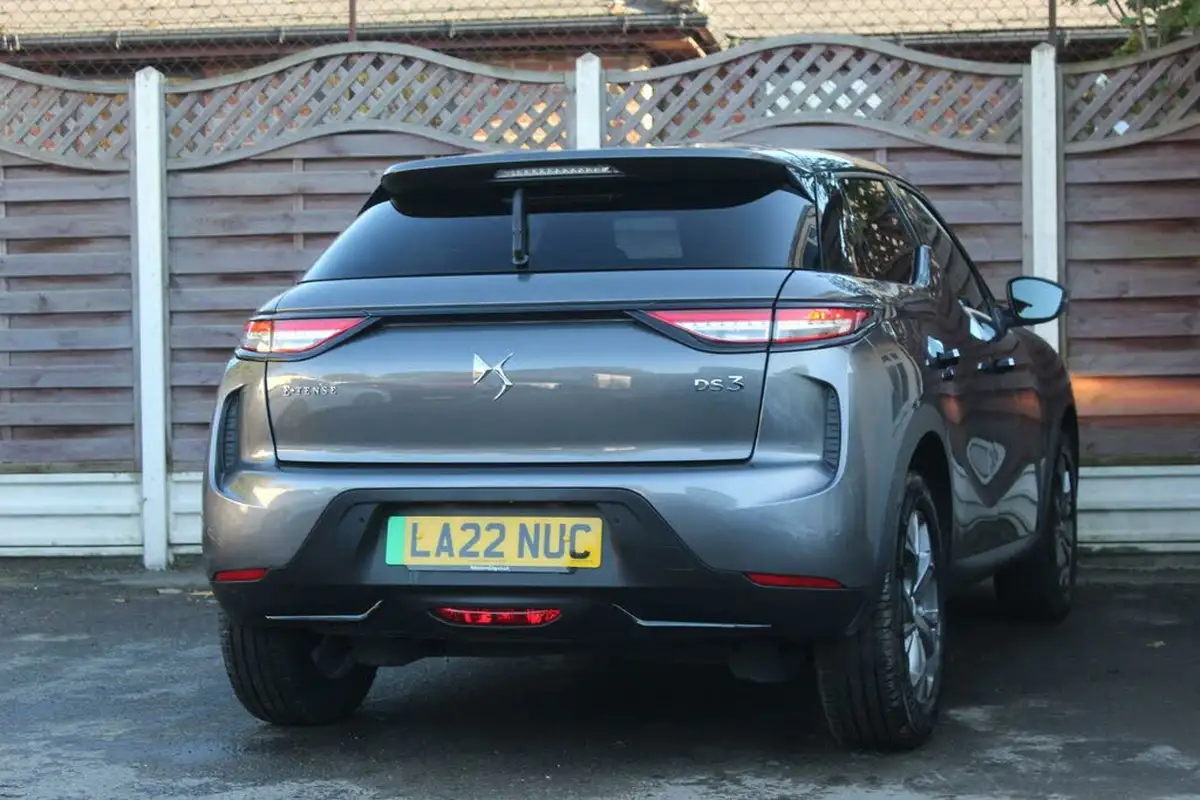 2022-ds-ds-3-crossback-e-tense-bastille-big-13