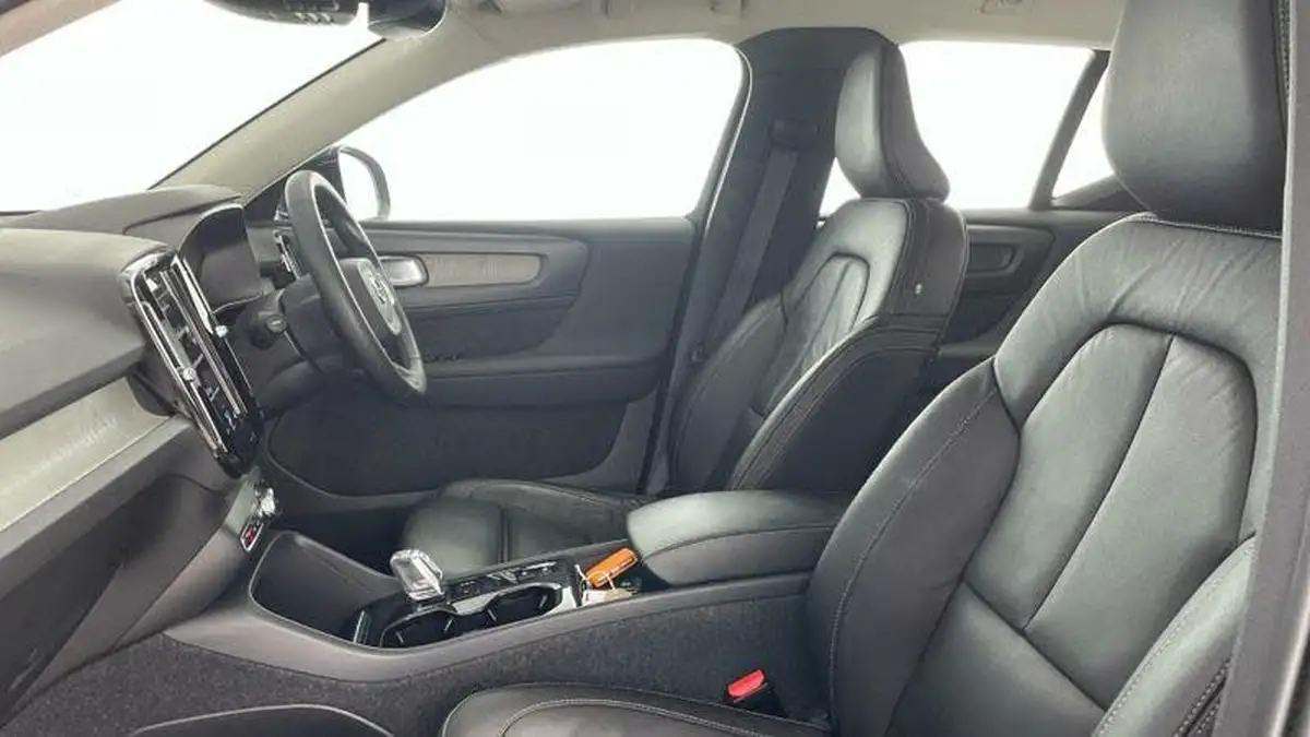 2022-volvo-xc40-15-t5-inscription-pro-big-39