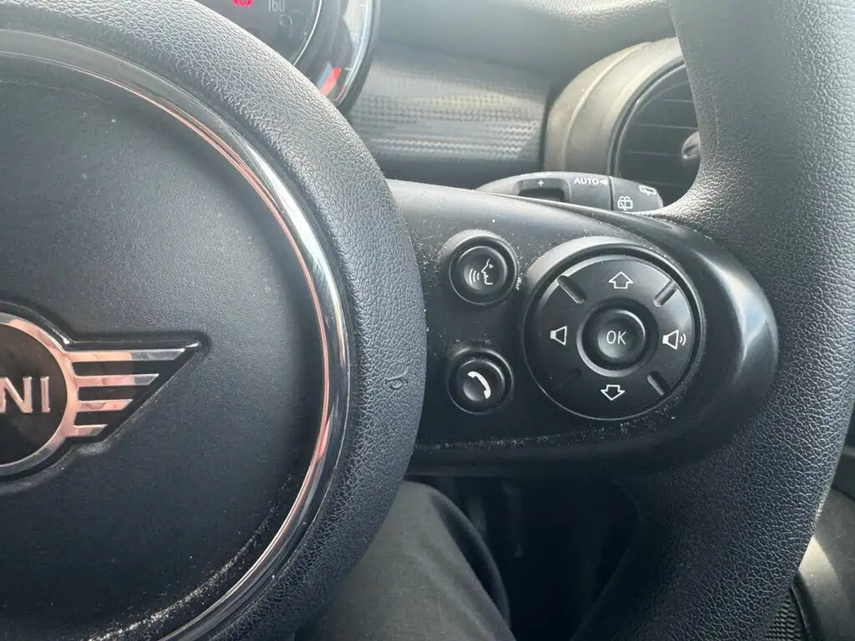 2019-mini-cooper-15-cooper-classic-hatchback-5d-big-23