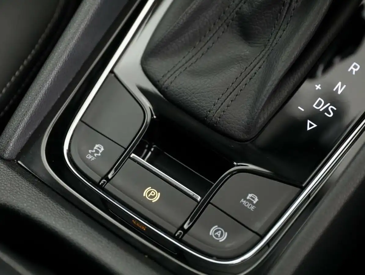 2022-skoda-kodiaq-15-tsi-se-l-dsg-big-42