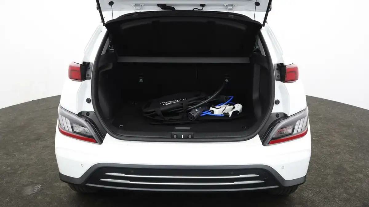 2022-hyundai-kona-e-premium-204ps-64kwh-7kw-obc-big-16
