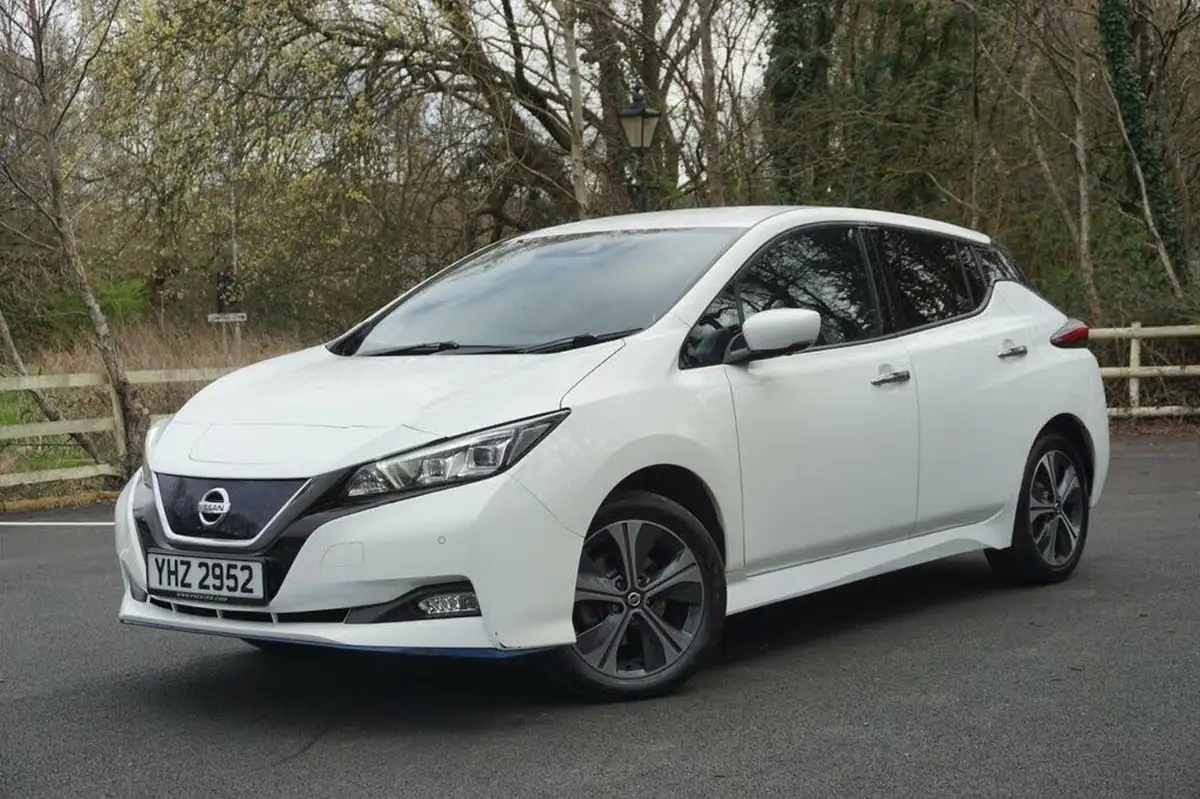 2021-nissan-leaf-e-e-tekna-big-8