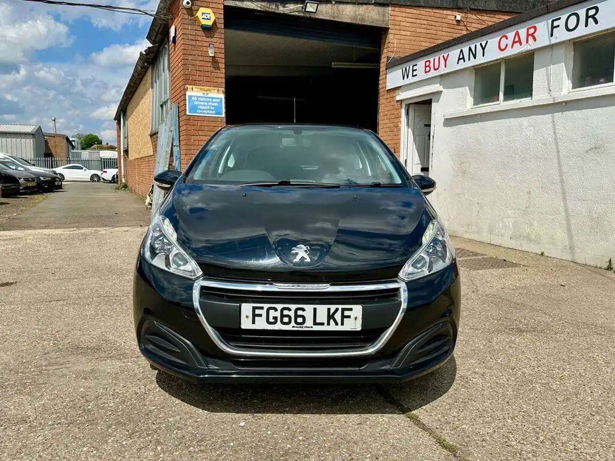 2016-peugeot-208-12-puretech-active-82bhp-3d-big-2