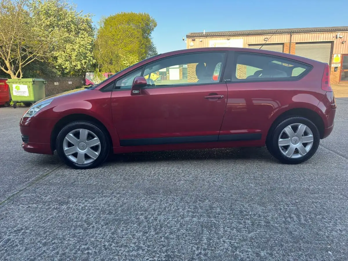 2009-citroen-c4-16-vtr-coupe-3d-1587cc-big-7
