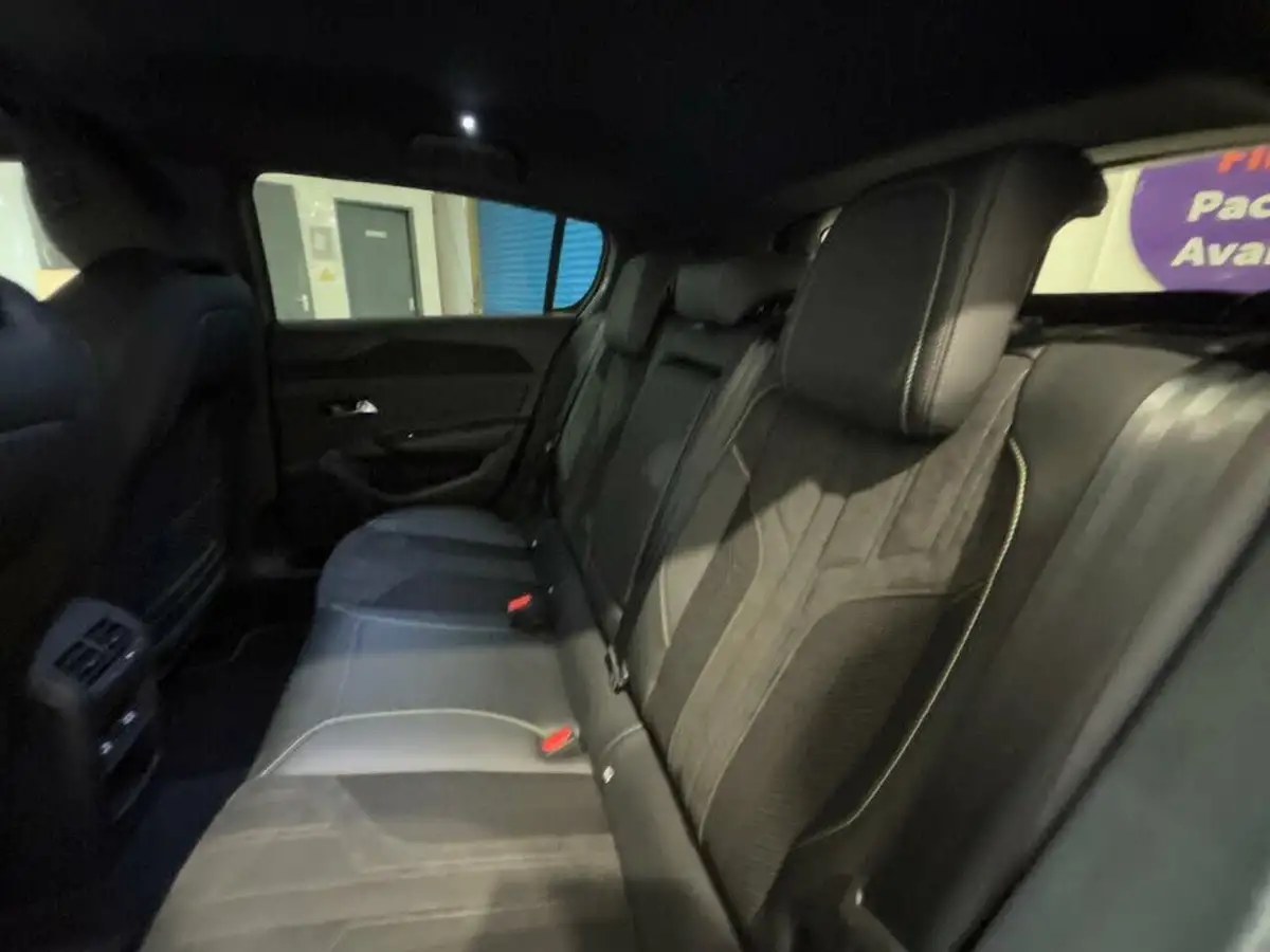 2024-peugeot-308-12-puretech-gt-130ps-ss-eat8-big-19