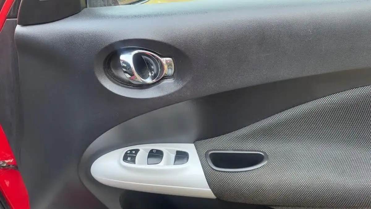 2014-nissan-juke-15dci-acenta-premium-116ps-big-32