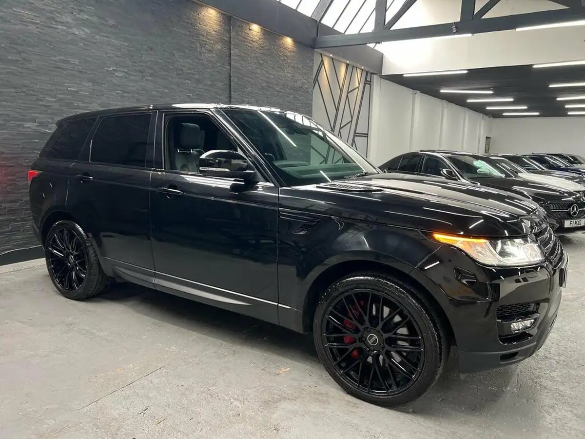2017-land-rover-range-rover-sport-30-sd-v6-hse-306hp-big-3