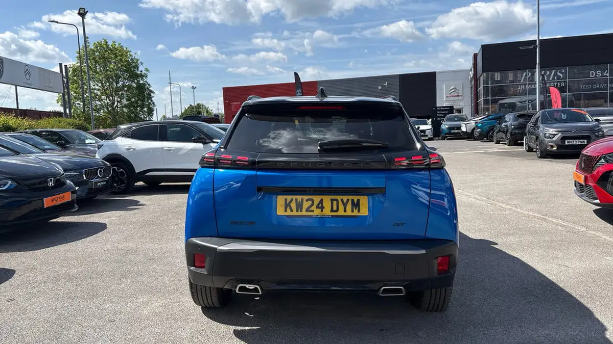 2024-peugeot-2008-suv-12-puretech-gt-130ps-eat8-big-8