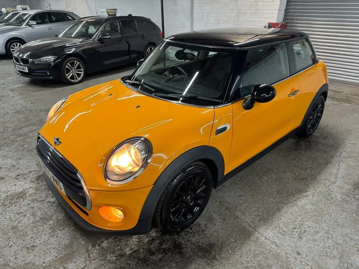 2015-mini-cooper-15-cooper-3d-big-3
