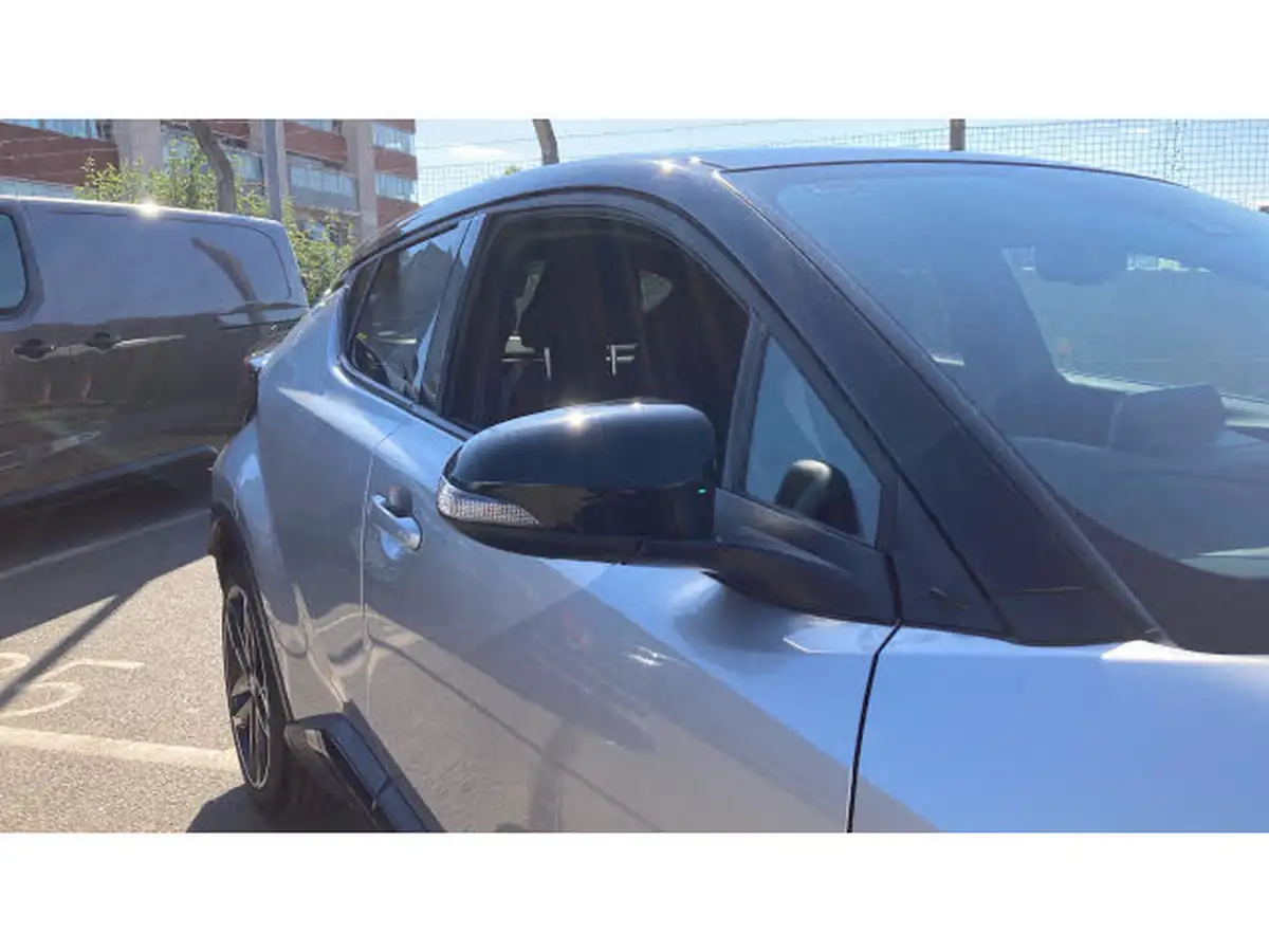 2023-toyota-c-hr-18-vvt-i-gr-sport-big-29