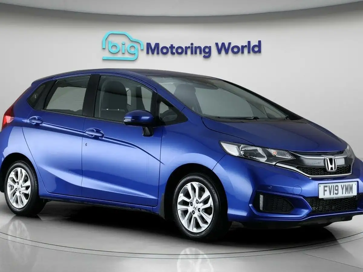 2019-honda-jazz-13-i-vtec-se-big-0