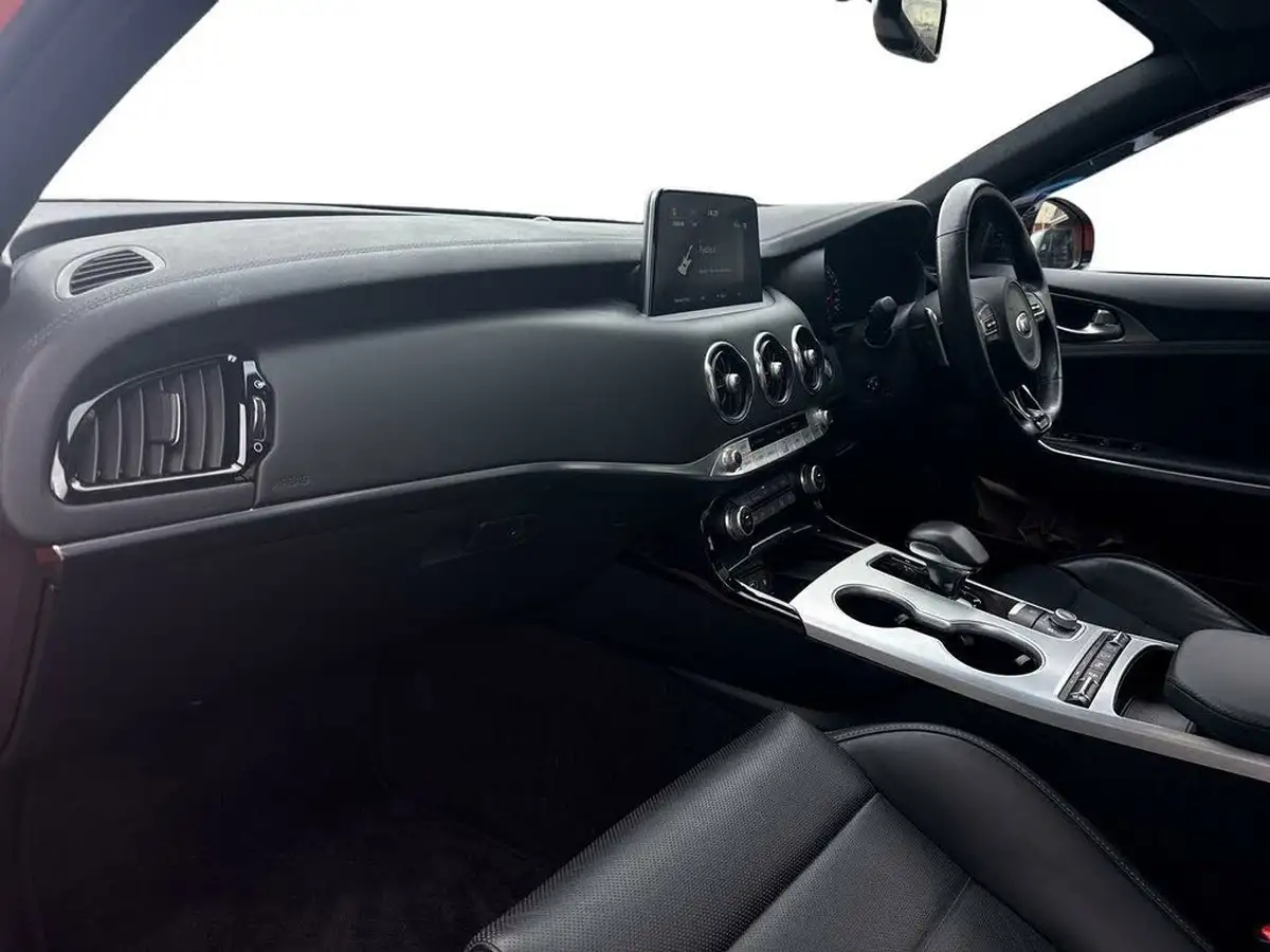 2019-kia-stinger-33-t-gdi-gt-s-365bhp-big-1
