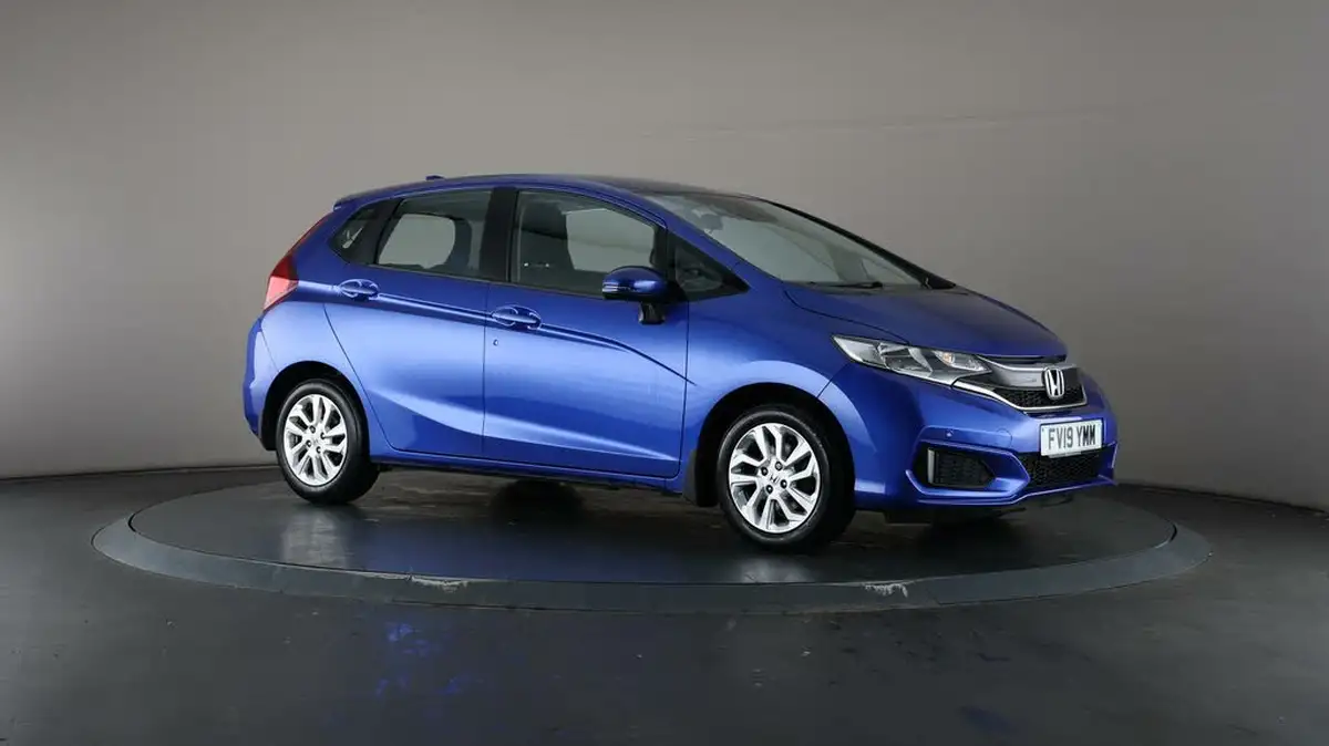2019-honda-jazz-13-i-vtec-se-big-52