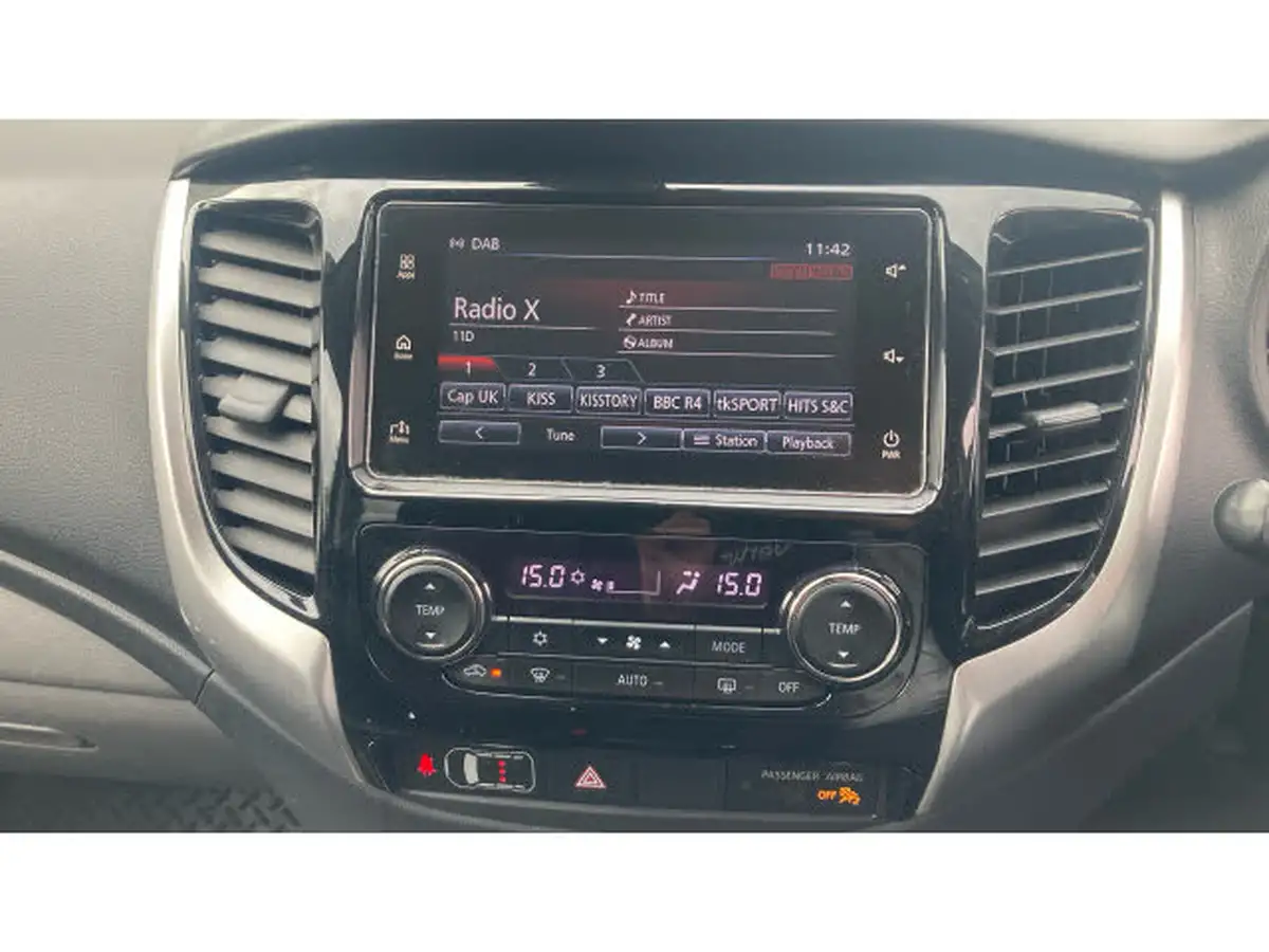 2020-mitsubishi-l200-24di-d-warrior-eu6b-auto-big-37