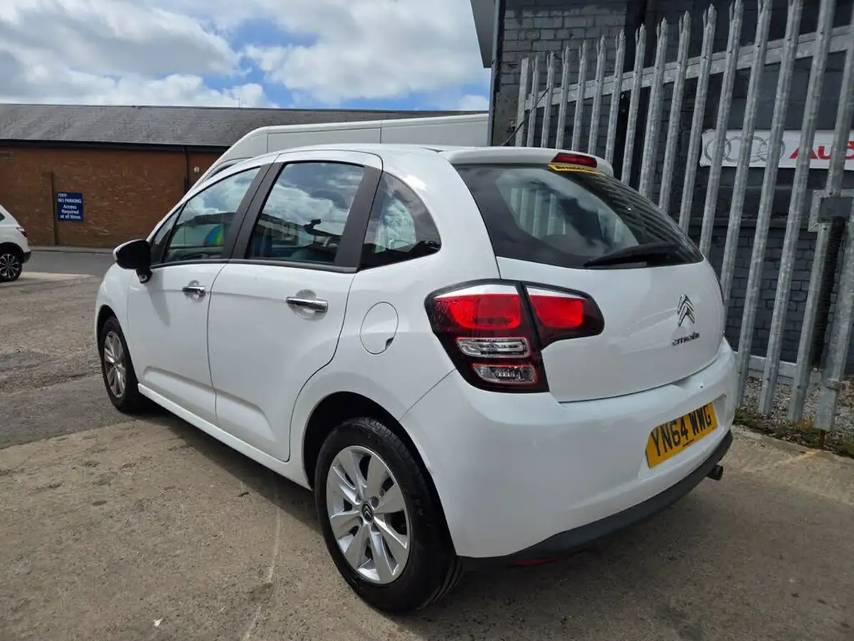2014-citroen-c3-14hdi-vtr-big-9