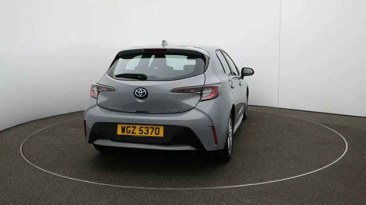 2022-toyota-corolla-18-vvt-i-icon-120bhp-trk-hatchback-5d-big-47