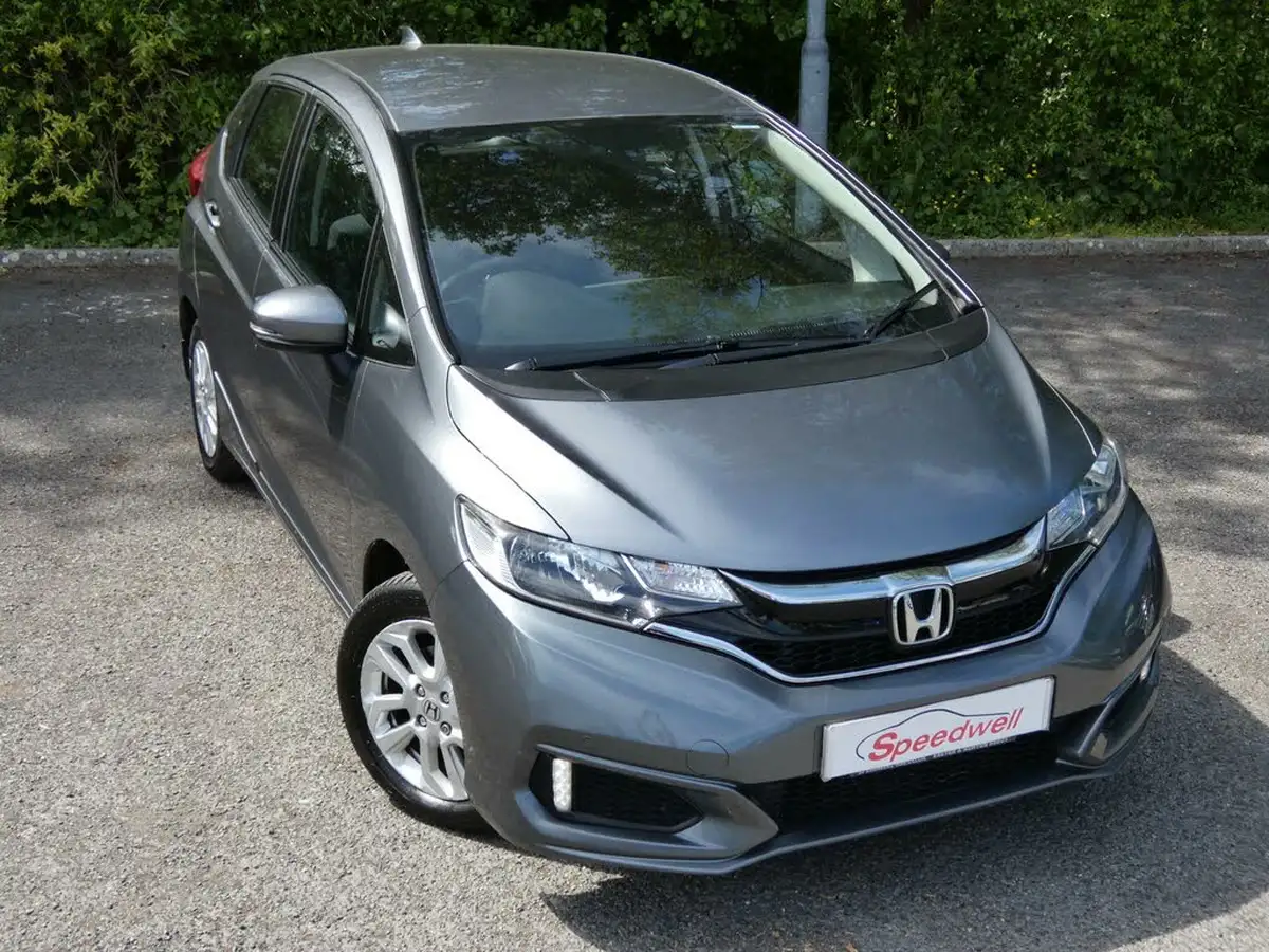 2018-honda-jazz-13-i-vtec-se-cvt-big-7