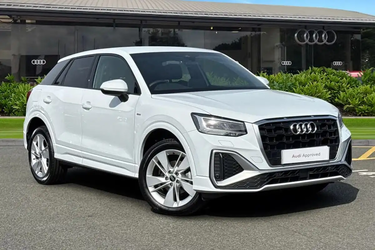 2024-audi-q2-15-35-tfsi-s-line-tronic-big-0