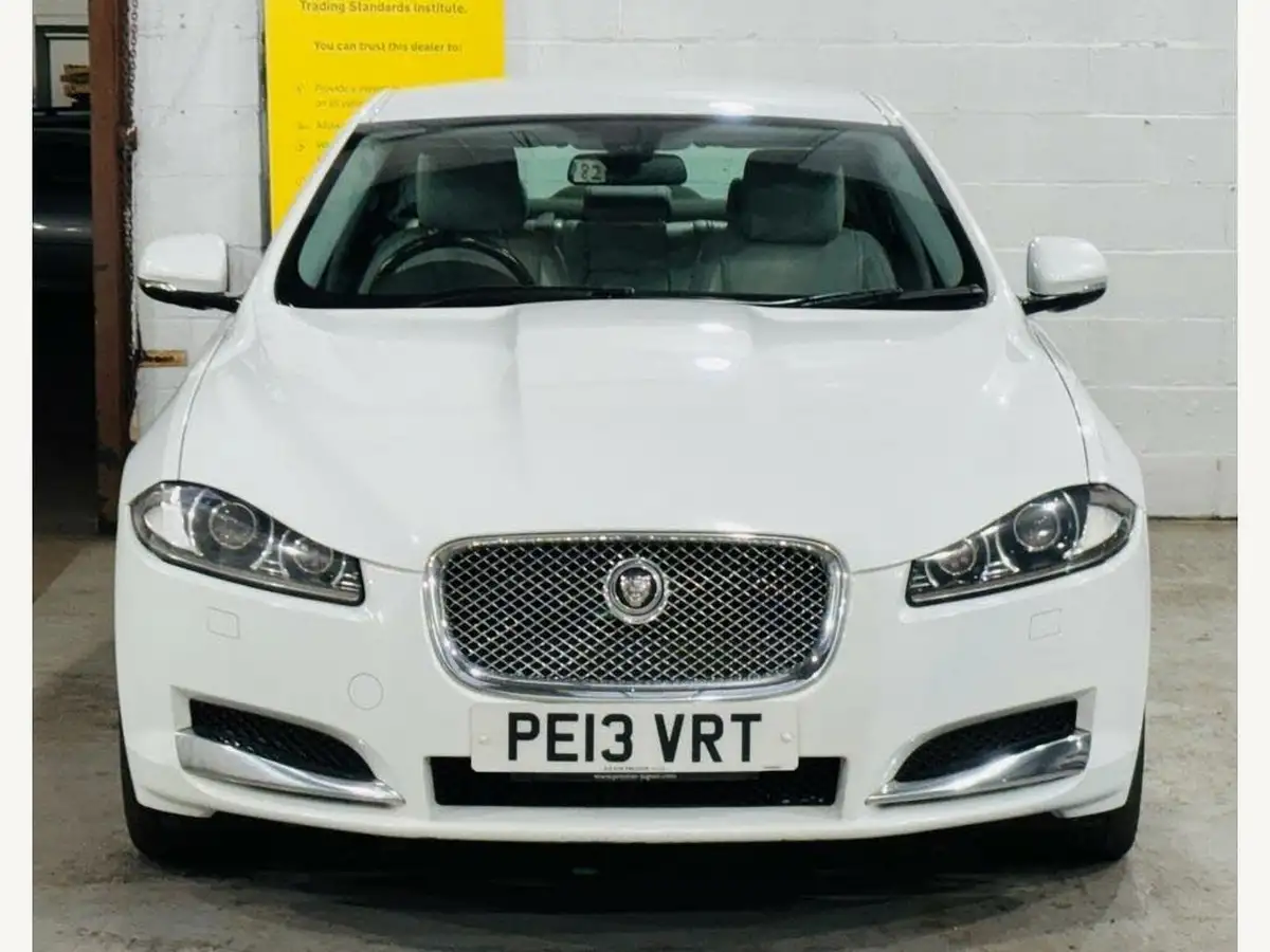 2013-jaguar-xf-22td-premium-luxury-200ps-ss-saloon-4d-auto-big-1