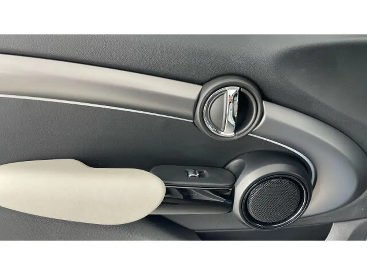 2022-mini-cooper-20-cooper-s-exclusive-hatchback-5d-auto-big-26