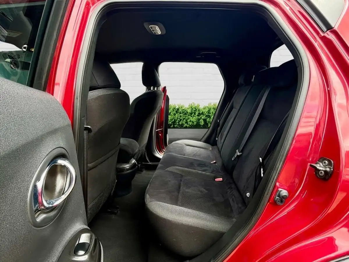 2014-nissan-juke-12-acenta-premium-big-17