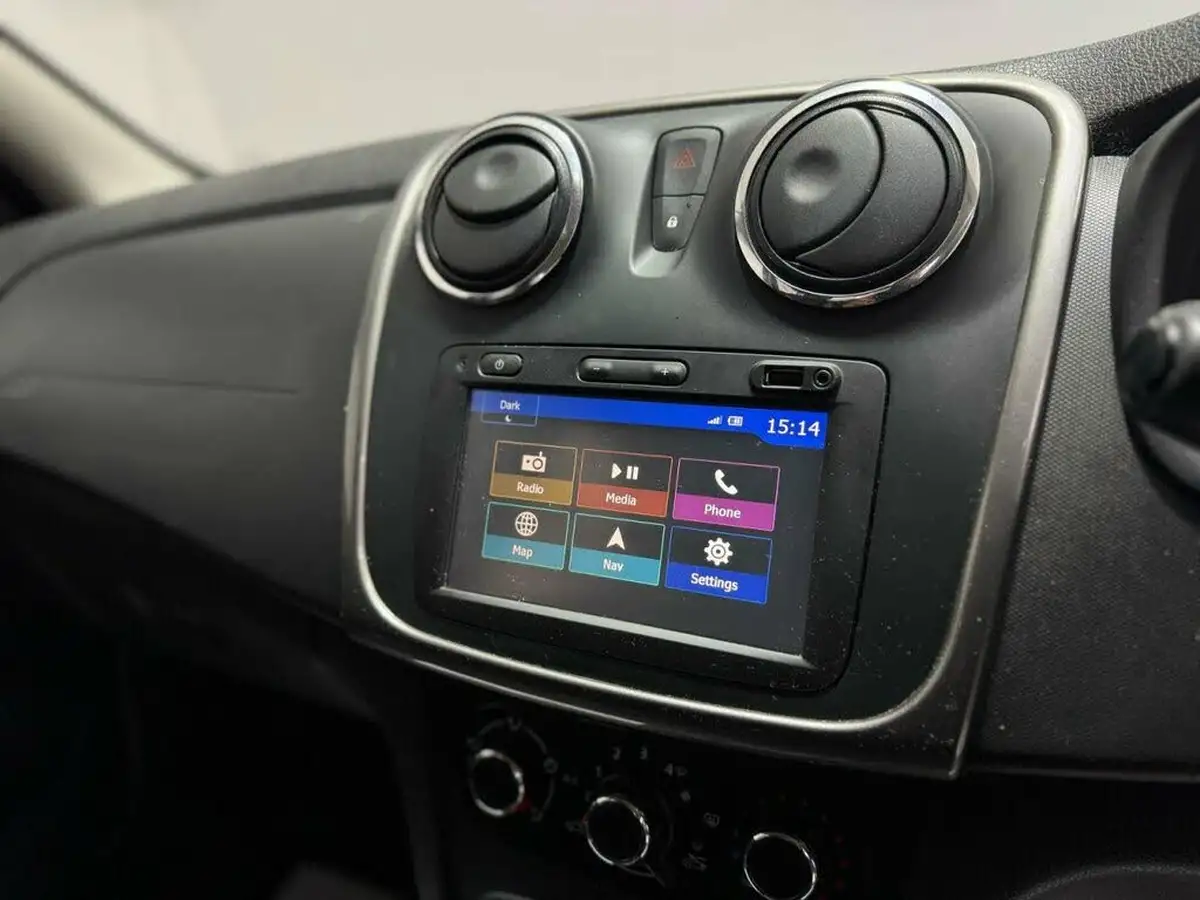 2016-dacia-sandero-stepway-15dci-laureate-big-17