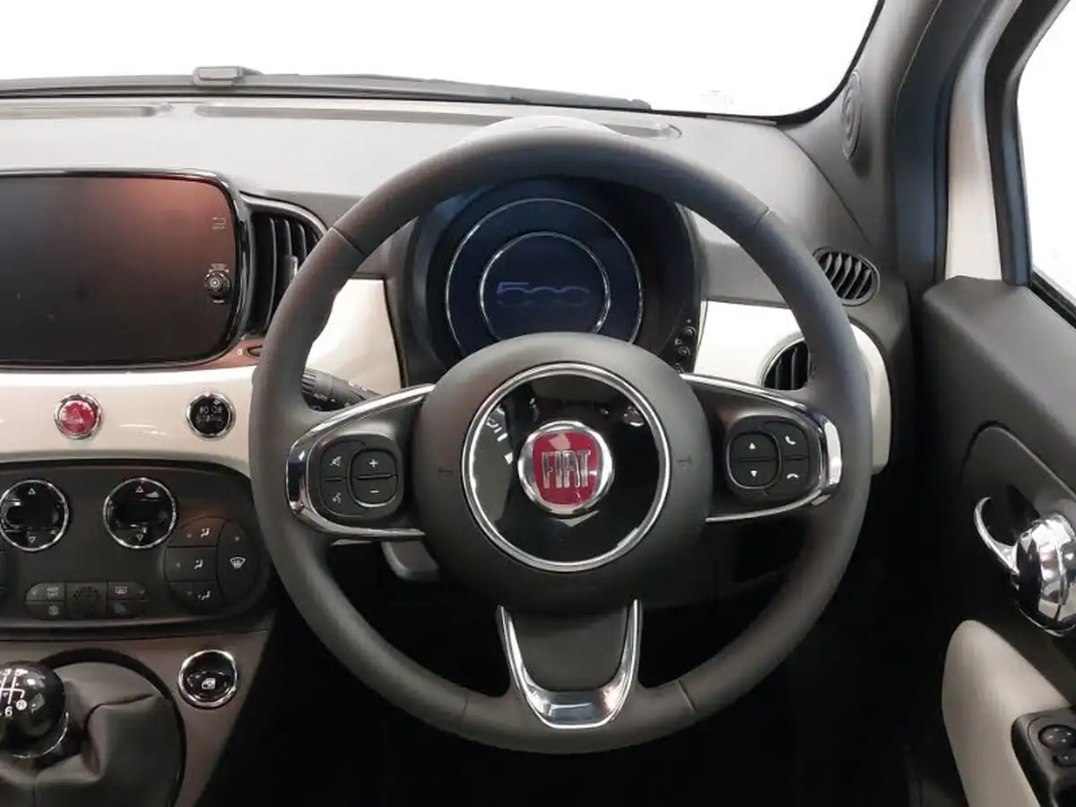 2022-fiat-500-10-dolcevita-big-6