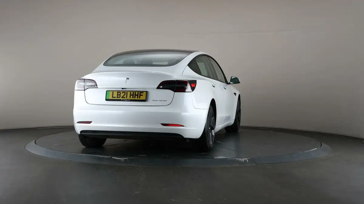 2021-tesla-model-3-e-long-range-4x4-big-70