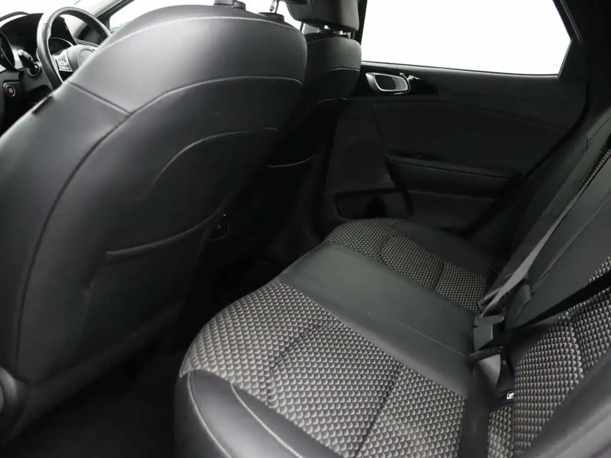 2021-kia-xceed-15-t-gdi-3-big-12