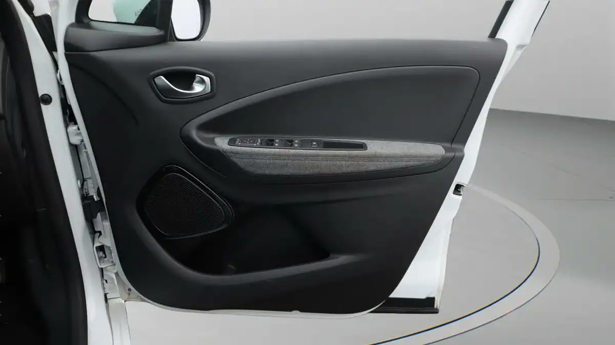 2021-renault-zoe-e-i-gt-line-rapid-charge-big-15
