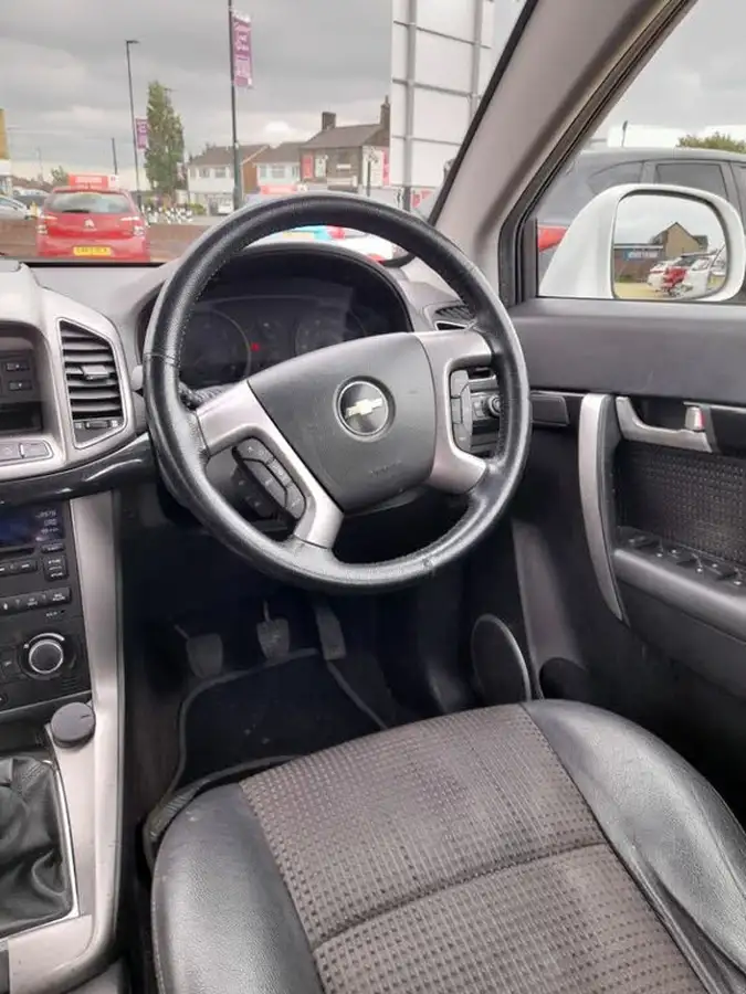 2012-chevrolet-captiva-22td-lt-22vcdi-4x4-big-16