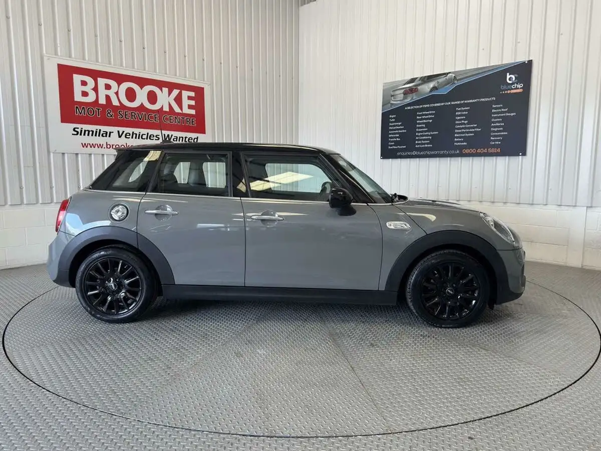 2017-mini-cooper-20-cooper-s-ss-hatchback-5d-sport-auto-big-2