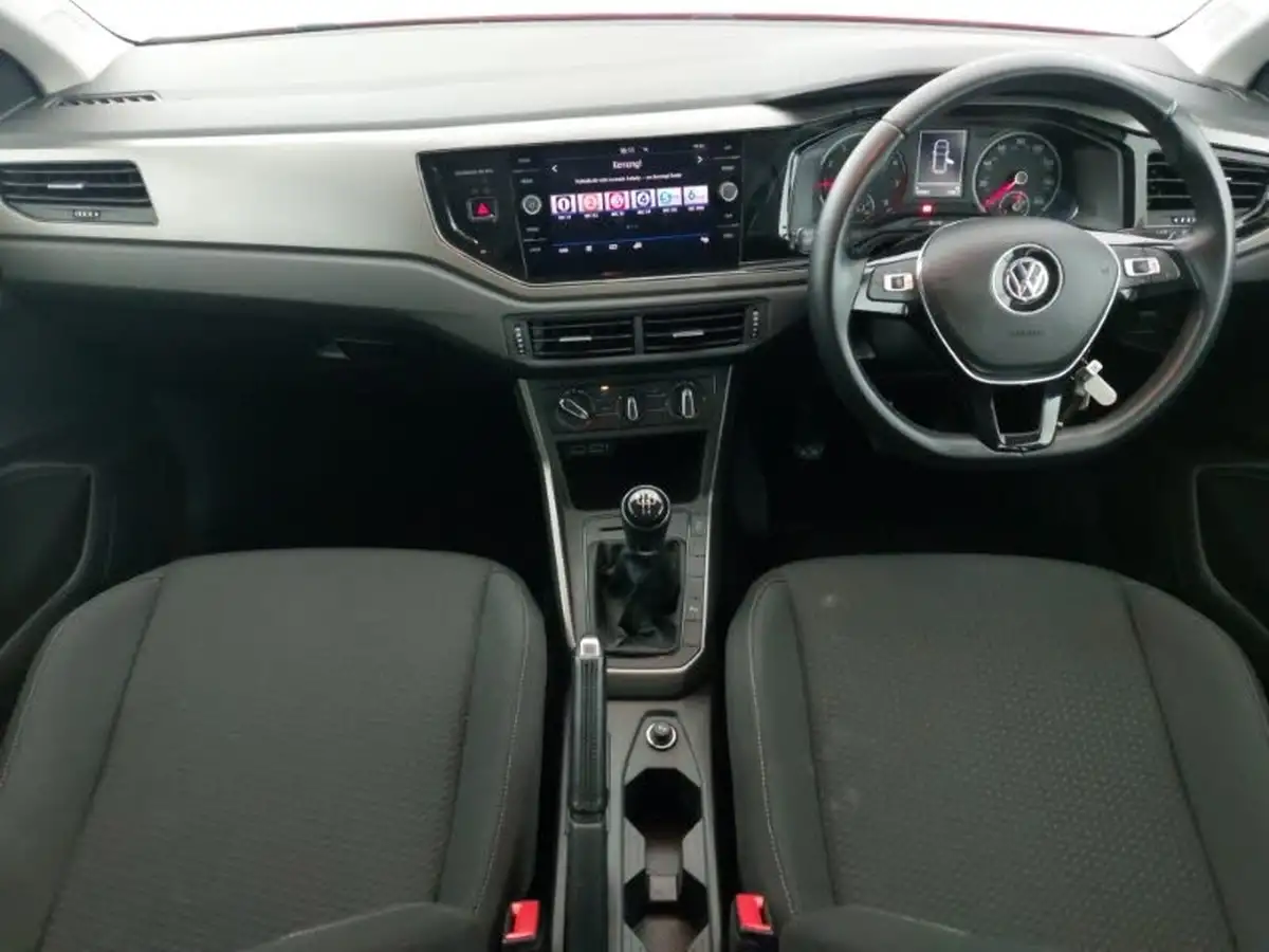 2020-volkswagen-polo-10-tsi-se-big-2