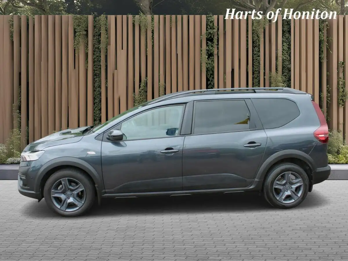 2023-dacia-jogger-10-tce-expression-big-5