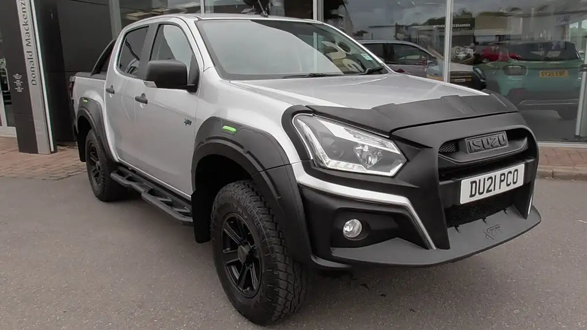 2021-isuzu-d-max-19td-xtr-nav-auto-big-4