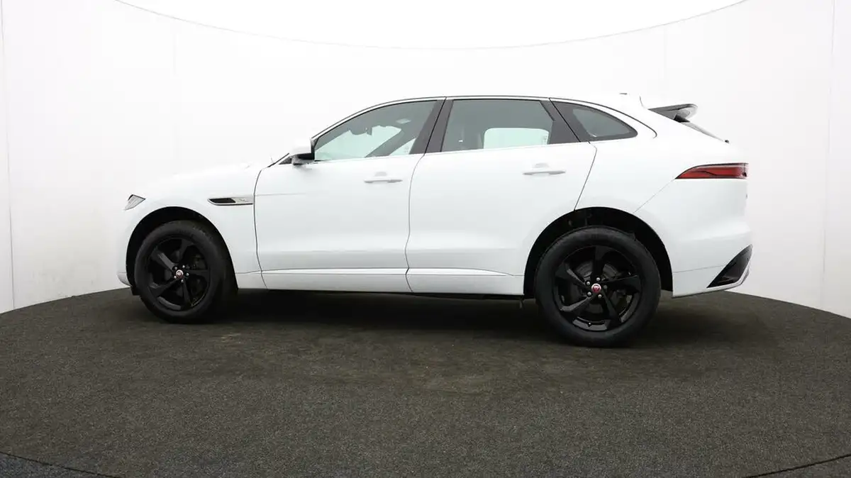 2022-jaguar-f-pace-20-d200-r-dynamic-s-big-75