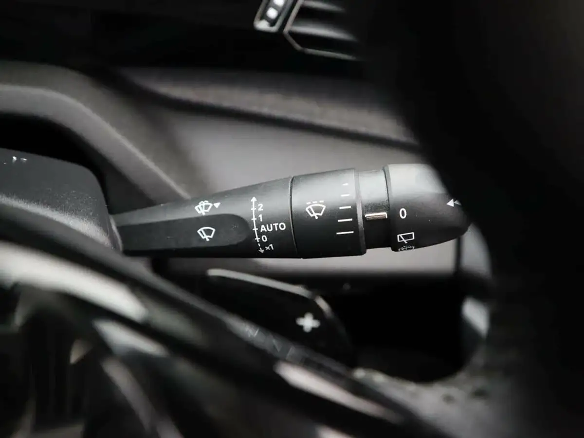 2023-peugeot-308-12-puretech-allure-premium-130ps-big-38