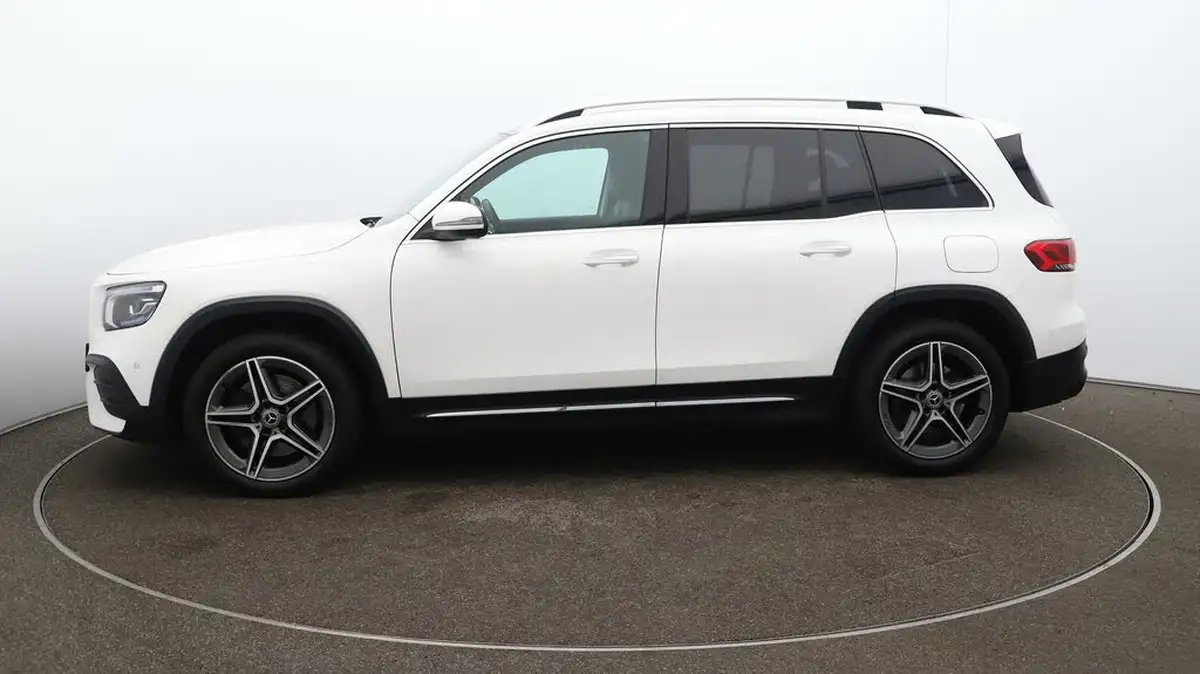 2020-mercedes-benz-glb-class-20d-glb220d-amg-line-premium-plus-driving-assistance7-big-68