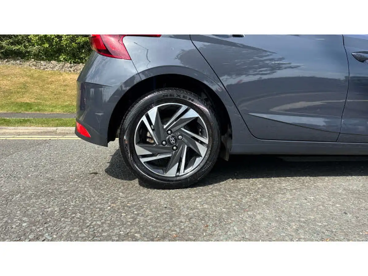 2021-hyundai-i20-10-t-gdi-element-big-6