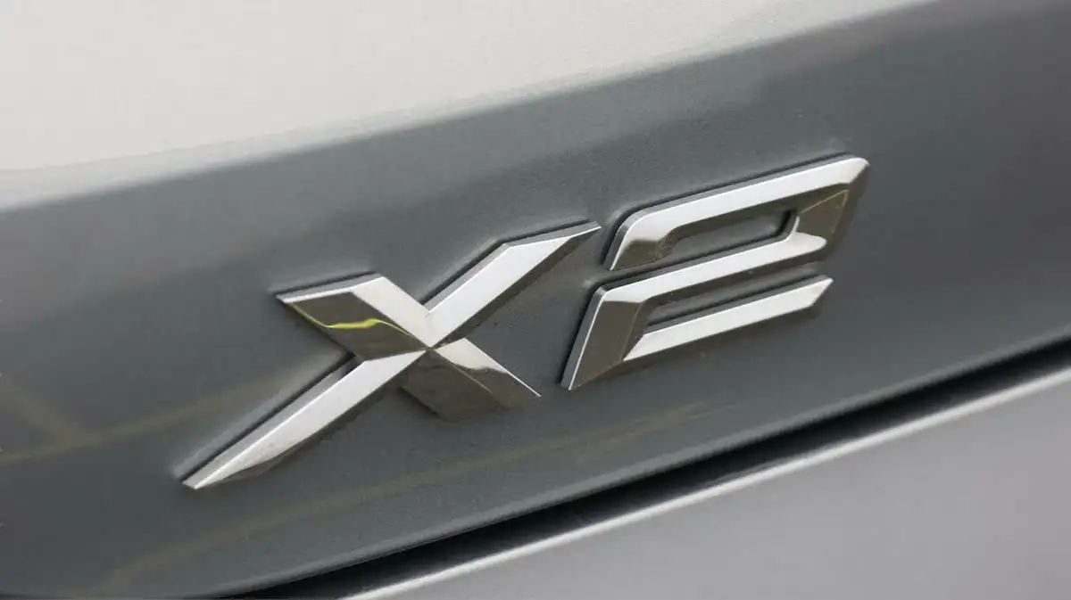 2021-bmw-x2-20-xdrive20i-sport-big-20